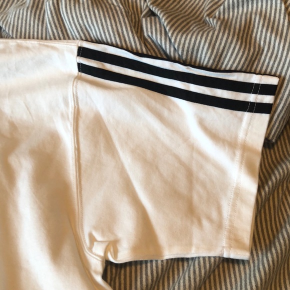 NWOT adidas x UO Trefoil Ribbed Collar Tee - Picture 12 of 13
